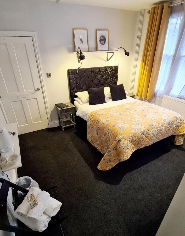 The Albert Hotel Shrewsbury Bagian luar foto